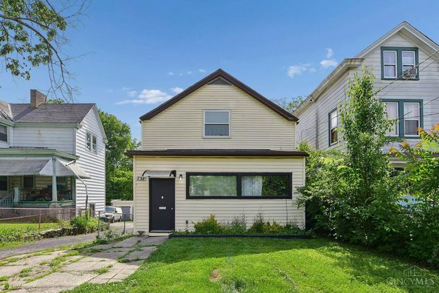 738 Enright Avenue, Cincinnati, OH 45205