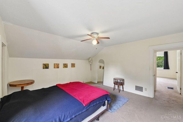 738 Enright Avenue, Cincinnati, OH 45205