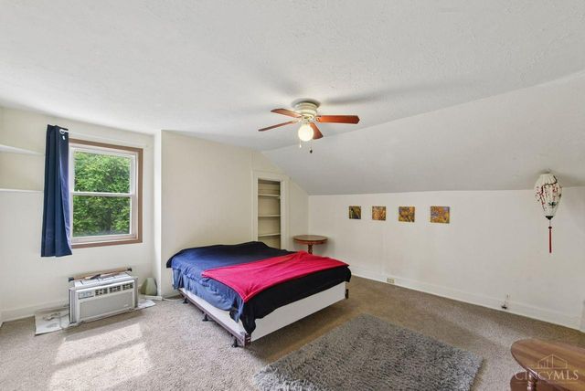 738 Enright Avenue, Cincinnati, OH 45205