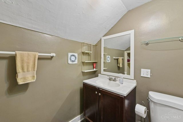 738 Enright Avenue, Cincinnati, OH 45205