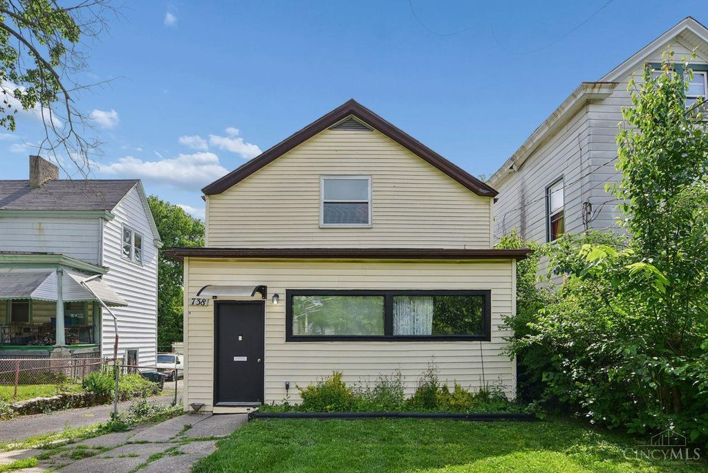 738 Enright Avenue, Cincinnati, OH 45205