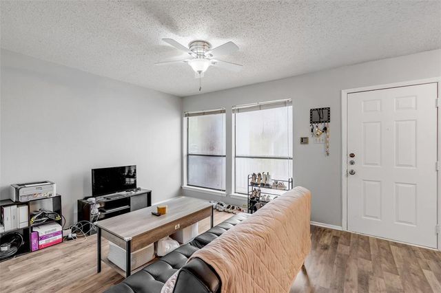 3115 Helms ST 210, Austin, TX 78705