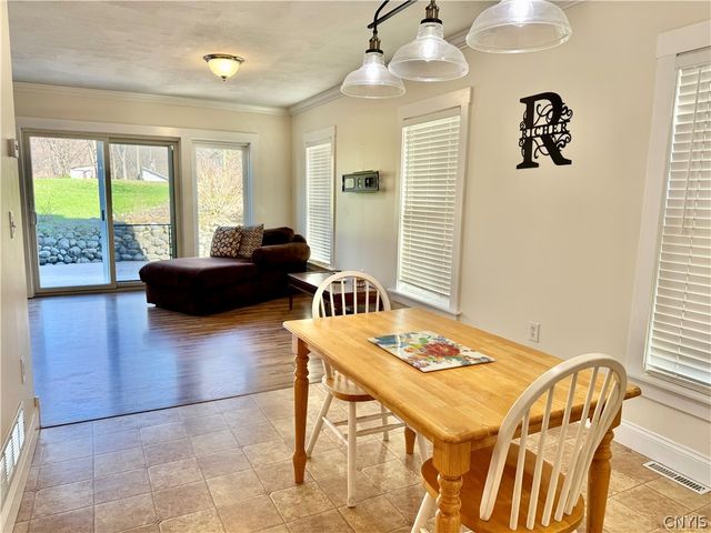 4458 Apulia Road, Dewitt, NY 13078