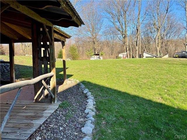 4458 Apulia Road, Dewitt, NY 13078