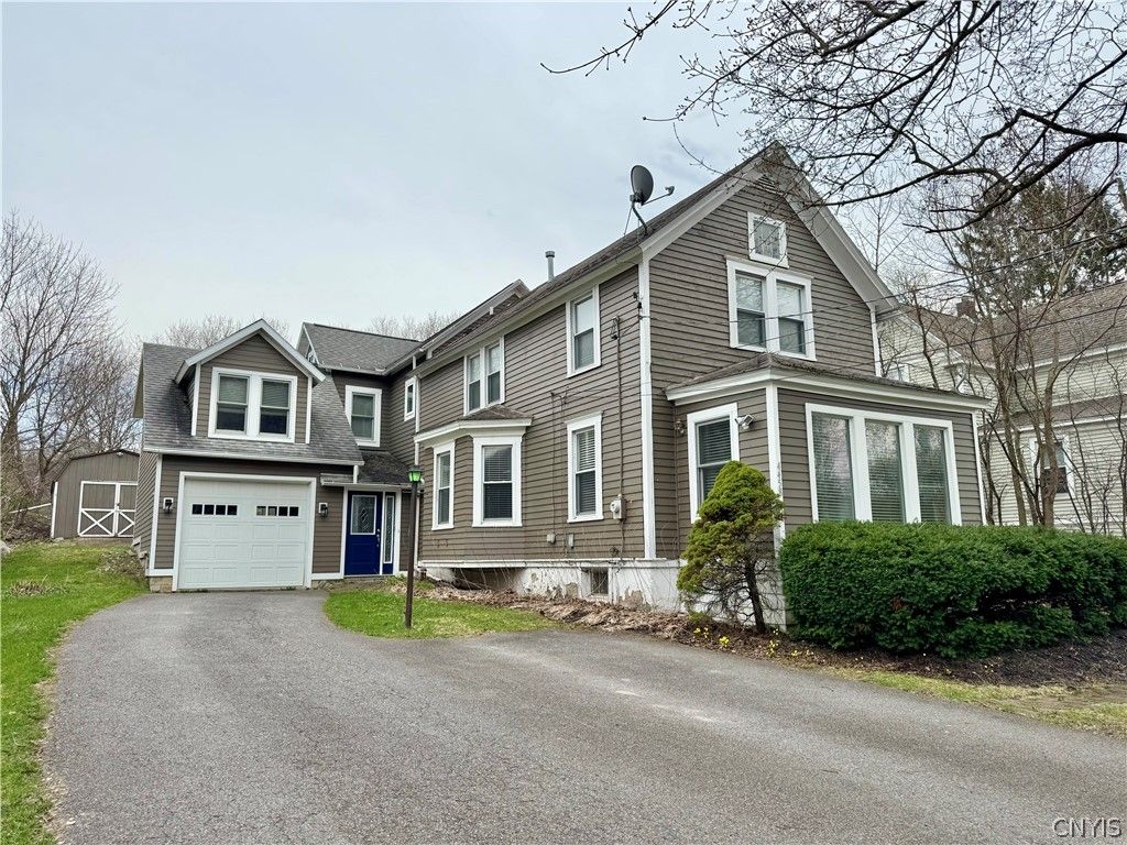 4458 Apulia Road, Dewitt, NY 13078