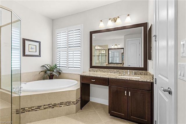 9889 Alhambra LN, Bonita Springs, FL 34135