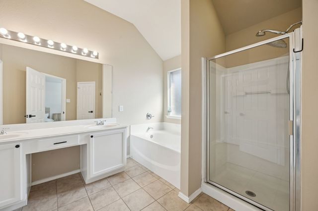 200 Valley View Drive, Waxahachie, TX 75167