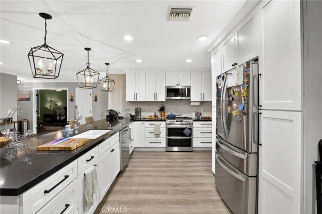 3044 Mountain Top, Highland, CA 92346