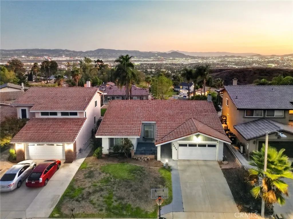 3044 Mountain Top, Highland, CA 92346