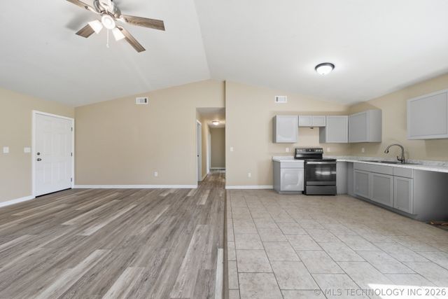 622 N Cowskin Drive, Cleveland, OK 74020