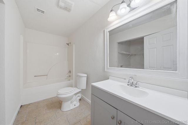 622 N Cowskin Drive, Cleveland, OK 74020