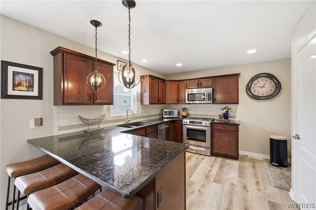 1442 Evergreen Drive, Hamburg, NY 14085