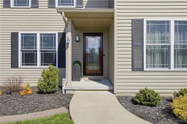 1442 Evergreen Drive, Hamburg, NY 14085
