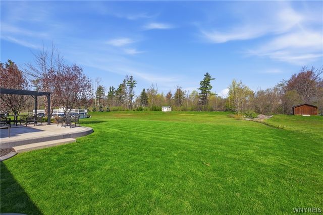 1442 Evergreen Drive, Hamburg, NY 14085