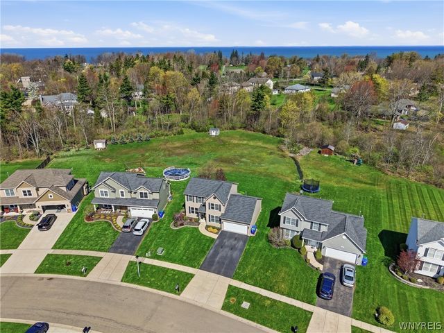 1442 Evergreen Drive, Hamburg, NY 14085