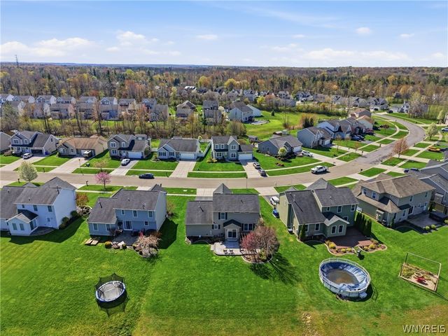 1442 Evergreen Drive, Hamburg, NY 14085