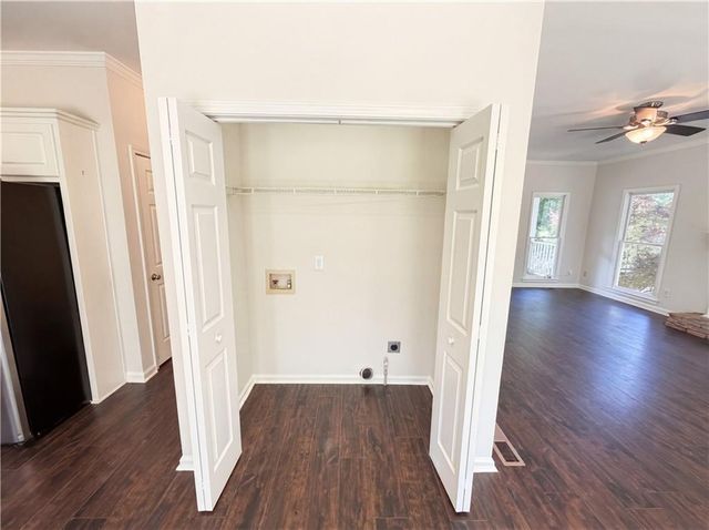 1008 Smithwyck Drive, Canton, GA 30115