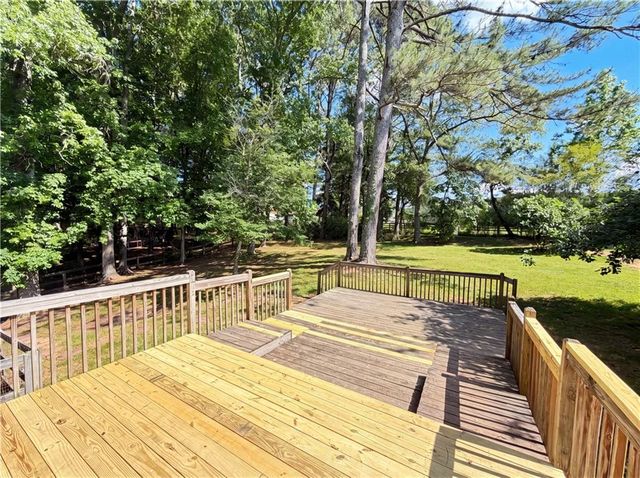 1008 Smithwyck Drive, Canton, GA 30115