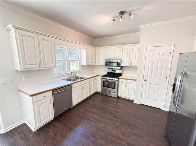 1008 Smithwyck Drive, Canton, GA 30115
