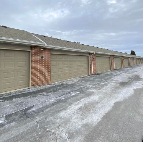 11664 Broadway, Crown Point, IN 46307