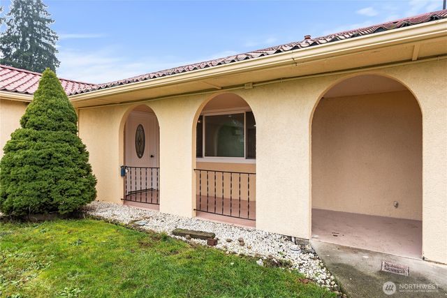 5704 109th Street SW, Lakewood, WA 98499