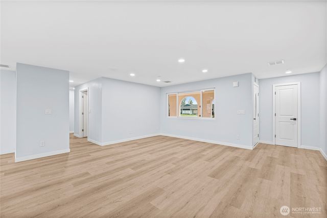 5704 109th Street SW, Lakewood, WA 98499