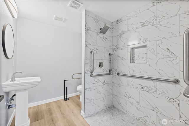 5704 109th Street SW, Lakewood, WA 98499