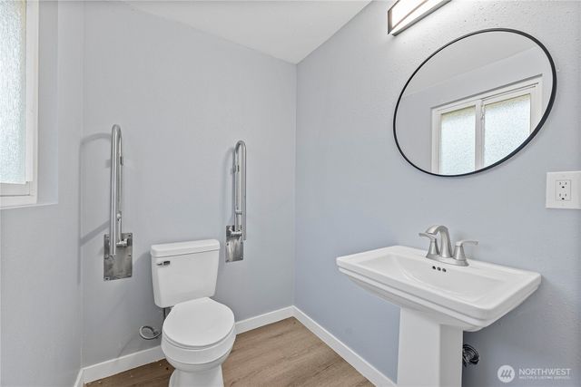 5704 109th Street SW, Lakewood, WA 98499