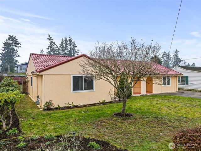5704 109th Street SW, Lakewood, WA 98499