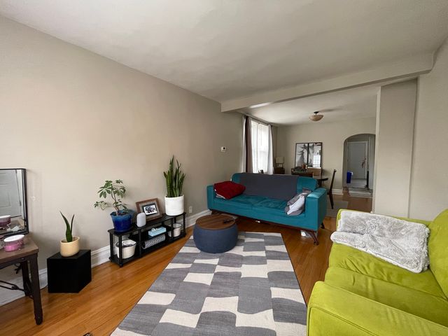 2017 W Norwood Street, Chicago, IL 60659