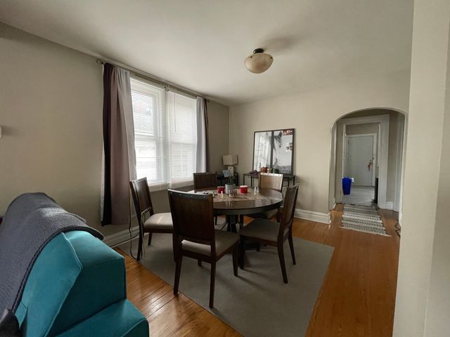 2017 W Norwood Street, Chicago, IL 60659