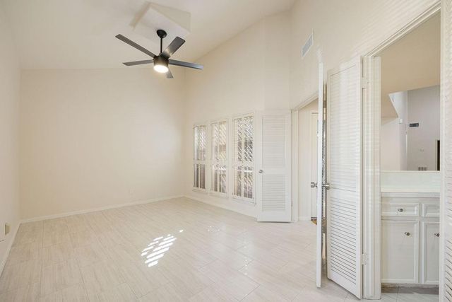 1856 S Gessner Road, Houston, TX 77063