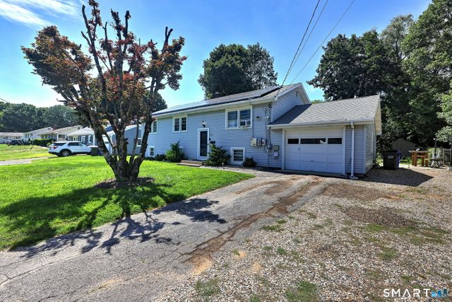 22 Caldwell Drive, New Milford, CT 06776