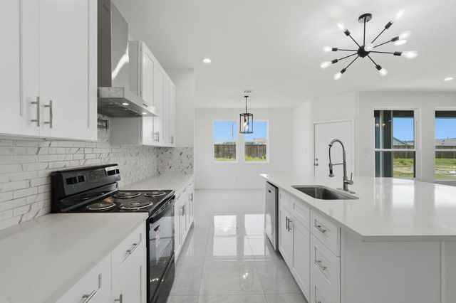18611 Ratho Drive, Conroe, TX 77306