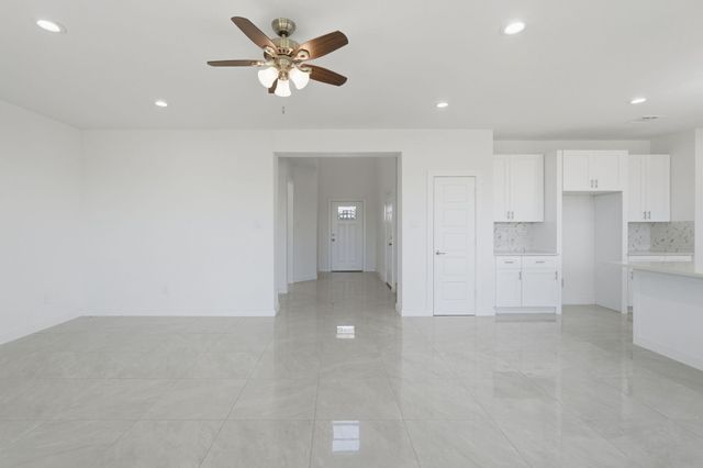 18611 Ratho Drive, Conroe, TX 77306