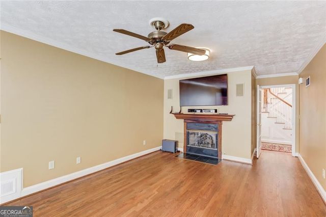 420 Taberwood Way, Roswell, GA 30076