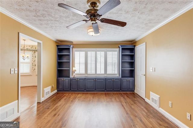 420 Taberwood Way, Roswell, GA 30076
