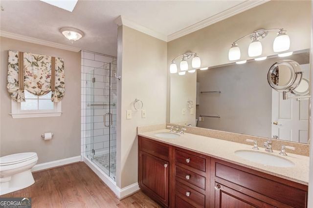 420 Taberwood Way, Roswell, GA 30076