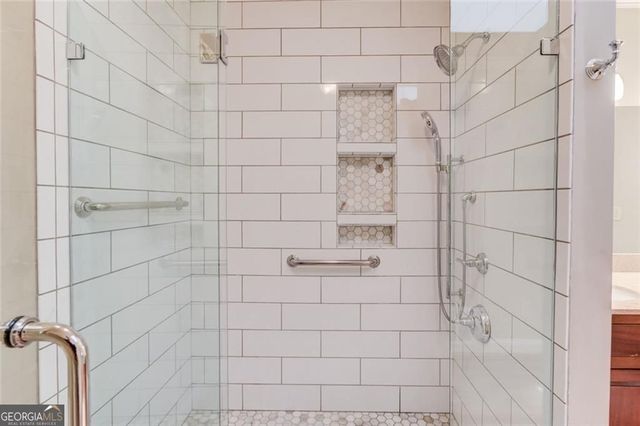 420 Taberwood Way, Roswell, GA 30076