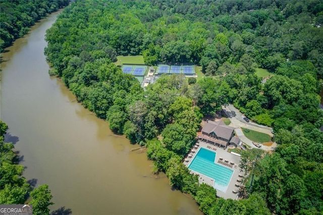 420 Taberwood Way, Roswell, GA 30076