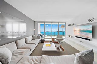 1331 Brickell Bay Dr 3705, Miami, FL 33131