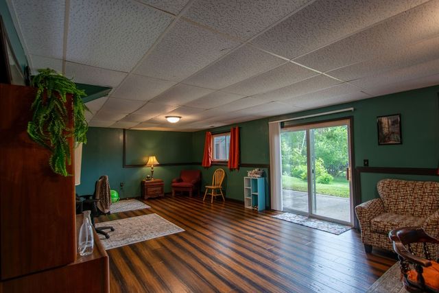 2455 SW 7th Street, Des Moines, IA 50315