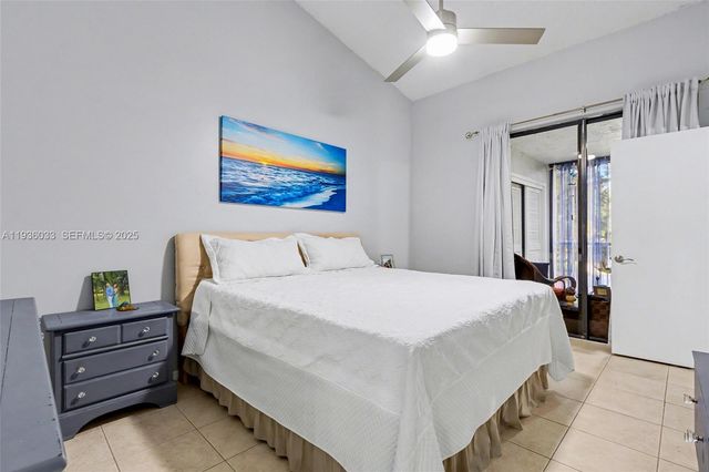 4534 S Carambola Cir S 27275, Coconut Creek, FL 33066