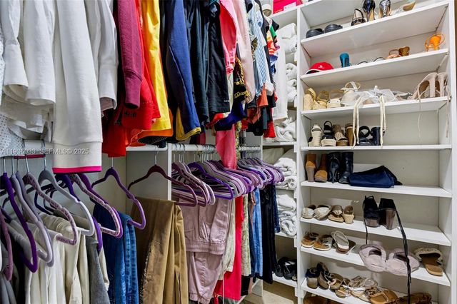 4534 S Carambola Cir S 27275, Coconut Creek, FL 33066