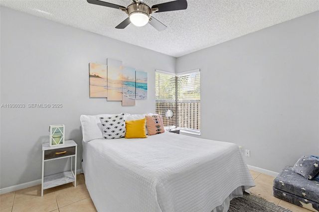 4534 S Carambola Cir S 27275, Coconut Creek, FL 33066