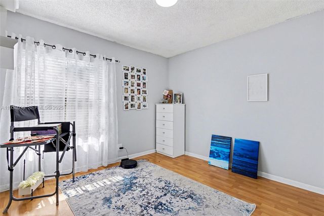 4534 S Carambola Cir S 27275, Coconut Creek, FL 33066