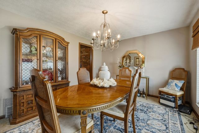 4 Pine Grove Lane, Huntington, WV 25704