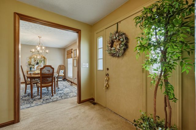 4 Pine Grove Lane, Huntington, WV 25704
