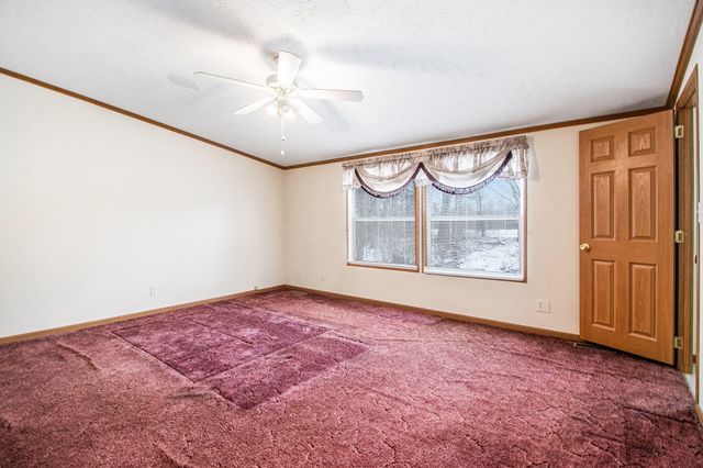 574 E 1100 N, Westville, IN 46391