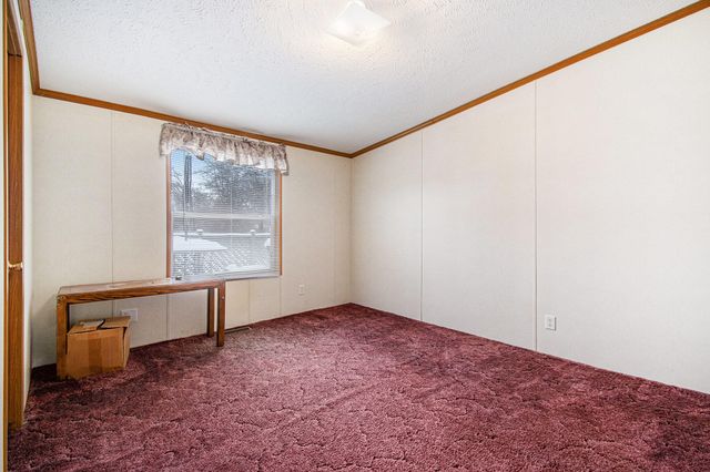 574 E 1100 N, Westville, IN 46391